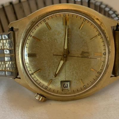 Accutron by Bulova Series 218 Date Model with 14K Gold Case & Original Box (P-HS)