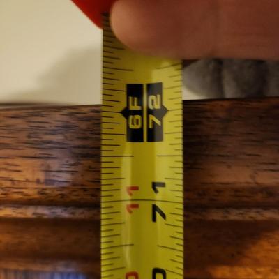 Lighted curio cabinet 22wx12dx72h