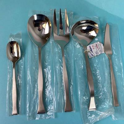  mid century modern SUPREME CUTLERY STAINLESS HOSTESS SET 5pc TOWLE NOS