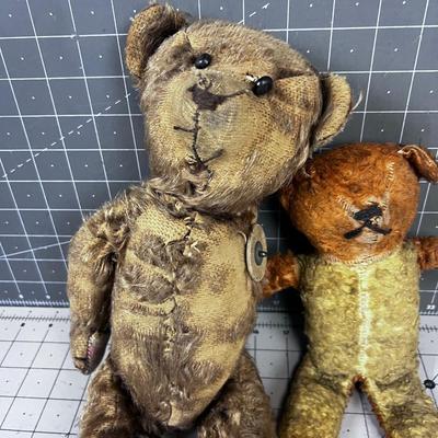 2 well loved Teddy Bears