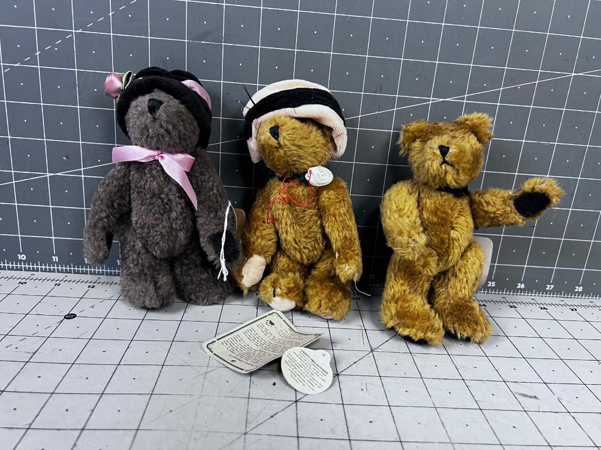 Vintage boyds bears 3 estatesales