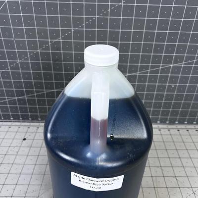 1 Gallon of Mapel Flavored Syrup 