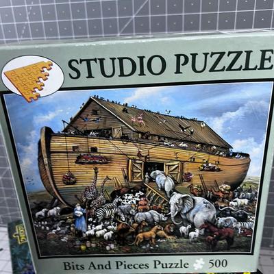 Lot of Puzzels, (5) 