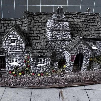 Tintagel by Lilliput Lane COTTAGE 