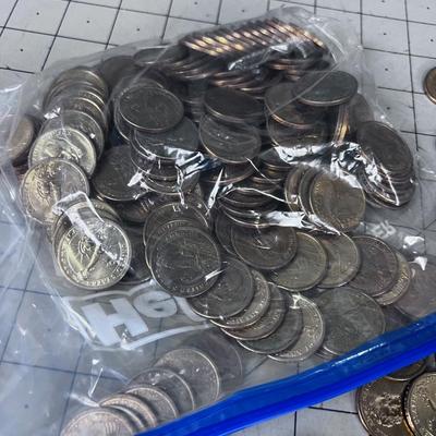 MONEY! Presidential Modern "Gold Toned" US Dollar COINS Susan B. Anthony 