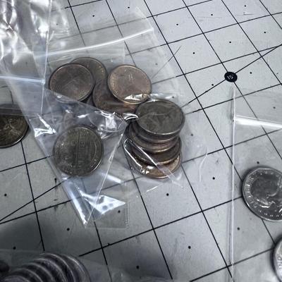 MONEY! Presidential Modern "Gold Toned" US Dollar COINS Susan B. Anthony 