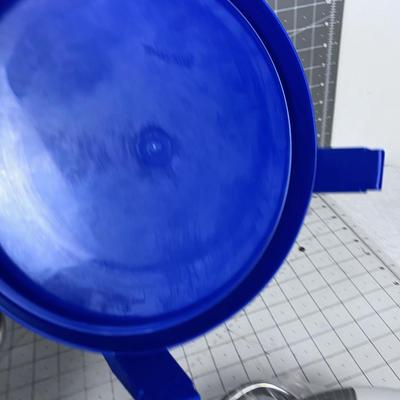 COOKS ESSENTIAL With Impact Base, Lidded Pot with Stand, NEW 