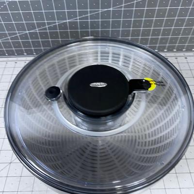 OXO Salad Spiner with Stainless Bowl 