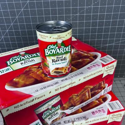 22 Cans of CHEF BOYARDEE 