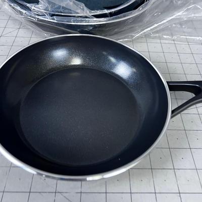 3 Green Pan Fry Pans Brand NEW 3 Sizes 