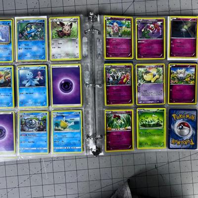 Binder 2 Of PokÃ©mon Card 