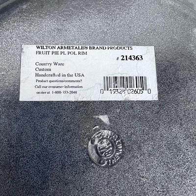 WILTON Pewter Fruit Pie Plate 