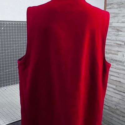 Felt Vest RED HALOGEN 