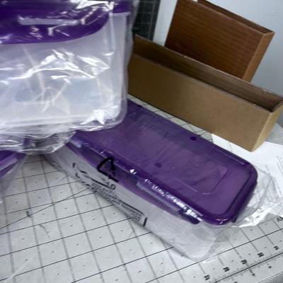 NEW -  Lock-N-Lock Bread Bacon and Eggs Storage Set
