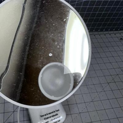 Lighted Make up MIRROR 