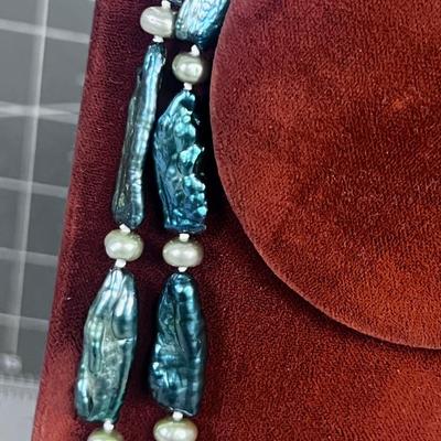 Gorgeous! Blue Green FRESH WATER PEARLS 