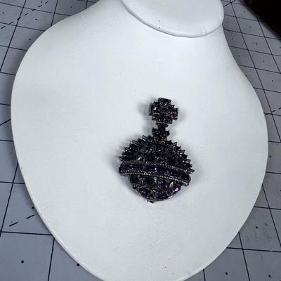 Blythe & Blythe Purple Royal Pin 