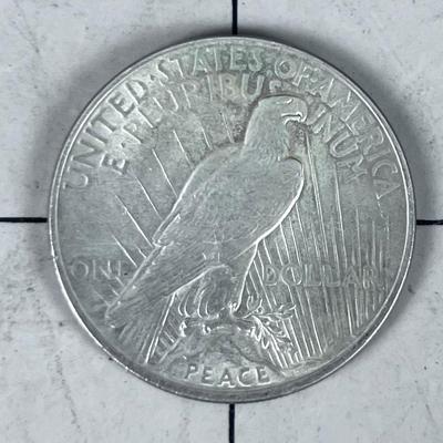1922 Peace Dollar LIBERTY