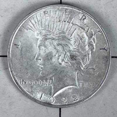 1922 "D"  Liberty PEACE Dollar 