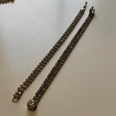 Gold, Pearls, & Sparkling Jewelry Collection (P-HS)