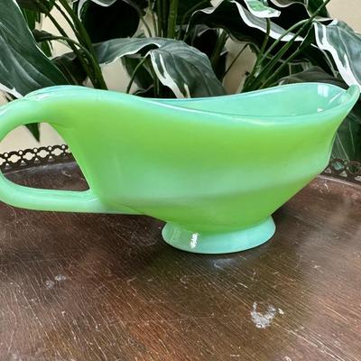 Rare Vintage Jadeite gravy boat