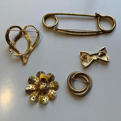 Tiffany & Co. & Stuart Nye Sterling & More Fashion Pins & Brooches (P-HS)
