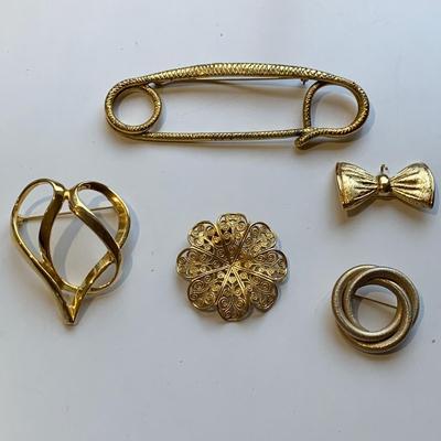 Tiffany & Co. & Stuart Nye Sterling & More Fashion Pins & Brooches (P-HS)
