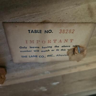 Lane MCM Dining Room Table (DR-DW)