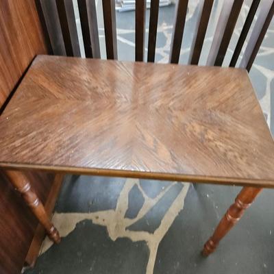 A Set of Three Nesting Tables (DR-DW)