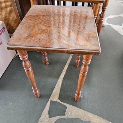 A Set of Three Nesting Tables (DR-DW)