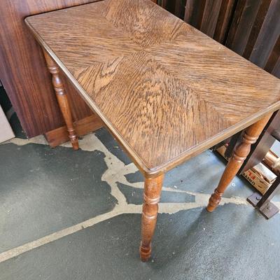 A Set of Three Nesting Tables (DR-DW)