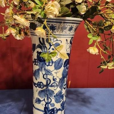 Blue and white vase
