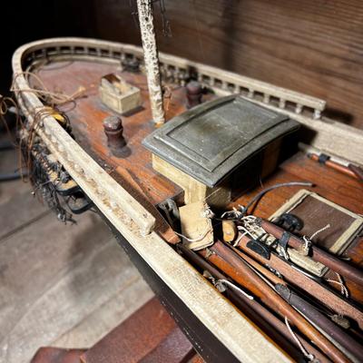 N479 Antique Ship Model AS IS