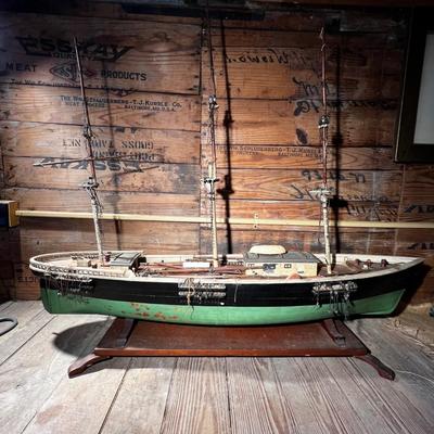 N479 Antique Ship Model AS IS