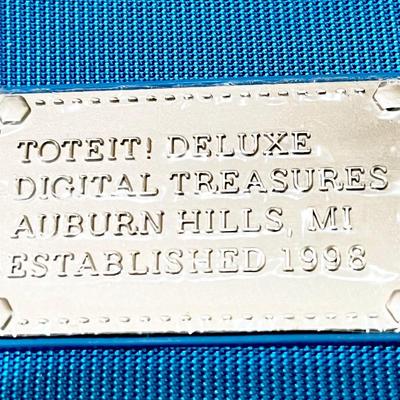 TOTEIT! ~ Digital Treasures ~ Deluxe Laptop Carrying Case
