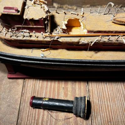N489 Vintage Small Wood Tugboat Model AS IS