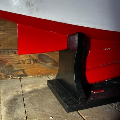 N491 Vintage Pond Yacht Hull