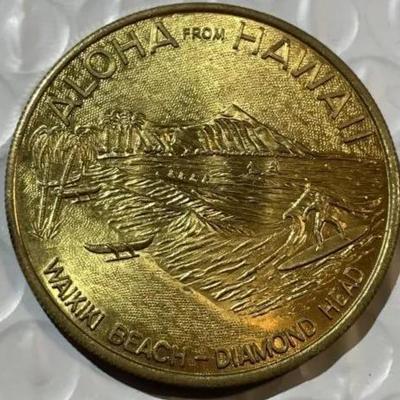 HONOLULU HAWAII DOLLAR TRADE MEDAL/TOKEN 1976 as Pictured.