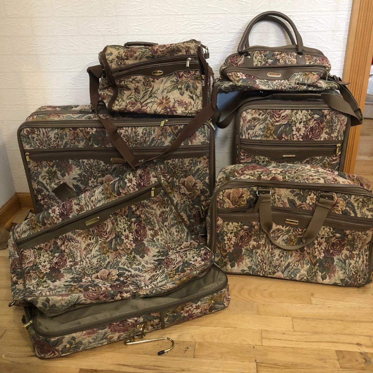 LOT 58B: Vintage Jaguar Floral Tapestry 6-pc Luggage Set - Suitcases,  Duffel Bag, Purse & Garment Bag | EstateSales.org