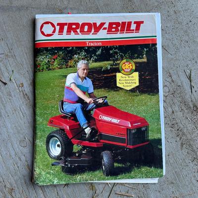 LOT 109S: Troy Bilt Riding Tractor - Model 3214-HRS