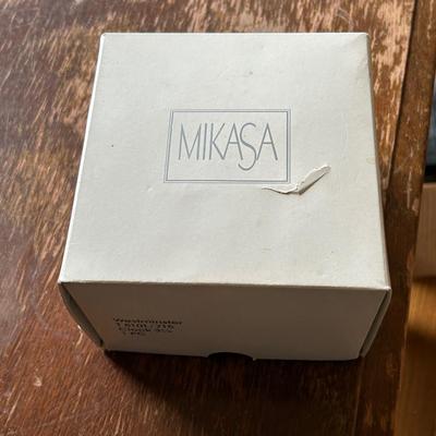 MIKASAÂ® Quartz Desk/Mantel Clock German Roman Numerals Paper Weight Office Decor