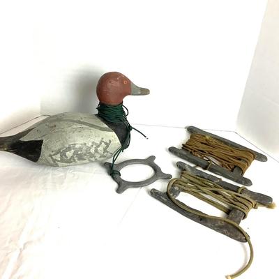 514 Vintage Working Decoy With Rope And Handle