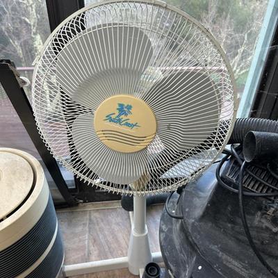 Estate group lot, shop vac, another shop vac, upright, fan, mini fridge, basket