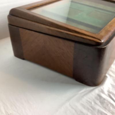 527 Vintage Hickok Walnut Veneer Belt Buckle Store Display Case