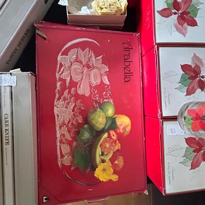 Holiday decor glass for serving desserts