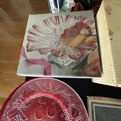 Holiday decor glass for serving desserts