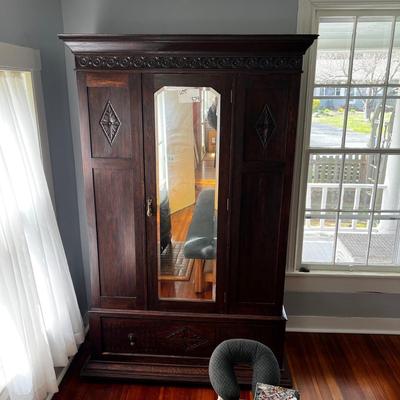 H574 Antique Victorian Wardrobe with Carved Accents