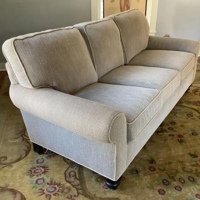 H535 Hallagan Manufacturing Co. Oatmeal Tweed Sofa