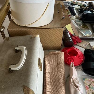 Estate group lot, miscellaneous, bric-a-brac, all seen in photos