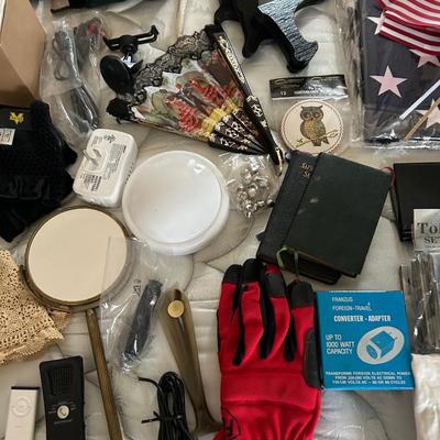 Estate group lot, miscellaneous, bric-a-brac, all seen in photos